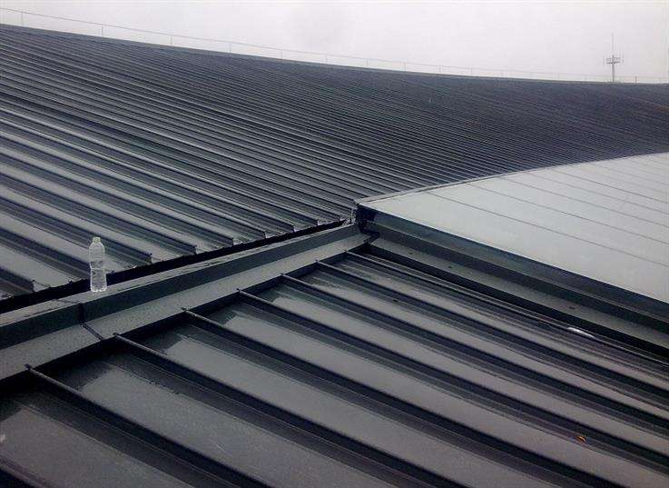 铝镁锰屋面板的生产成本与...